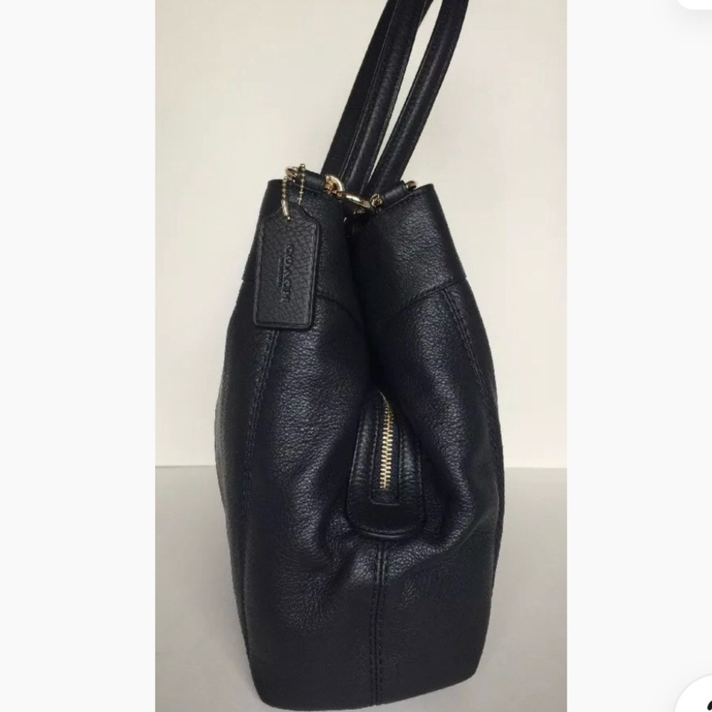 COACH Large Lexy Shoulder Bag Black with Gold Hardware - Picture 7 of 12